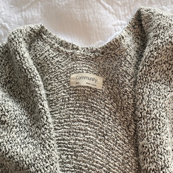 Aritzia Cardigan - Picture 2 of 2